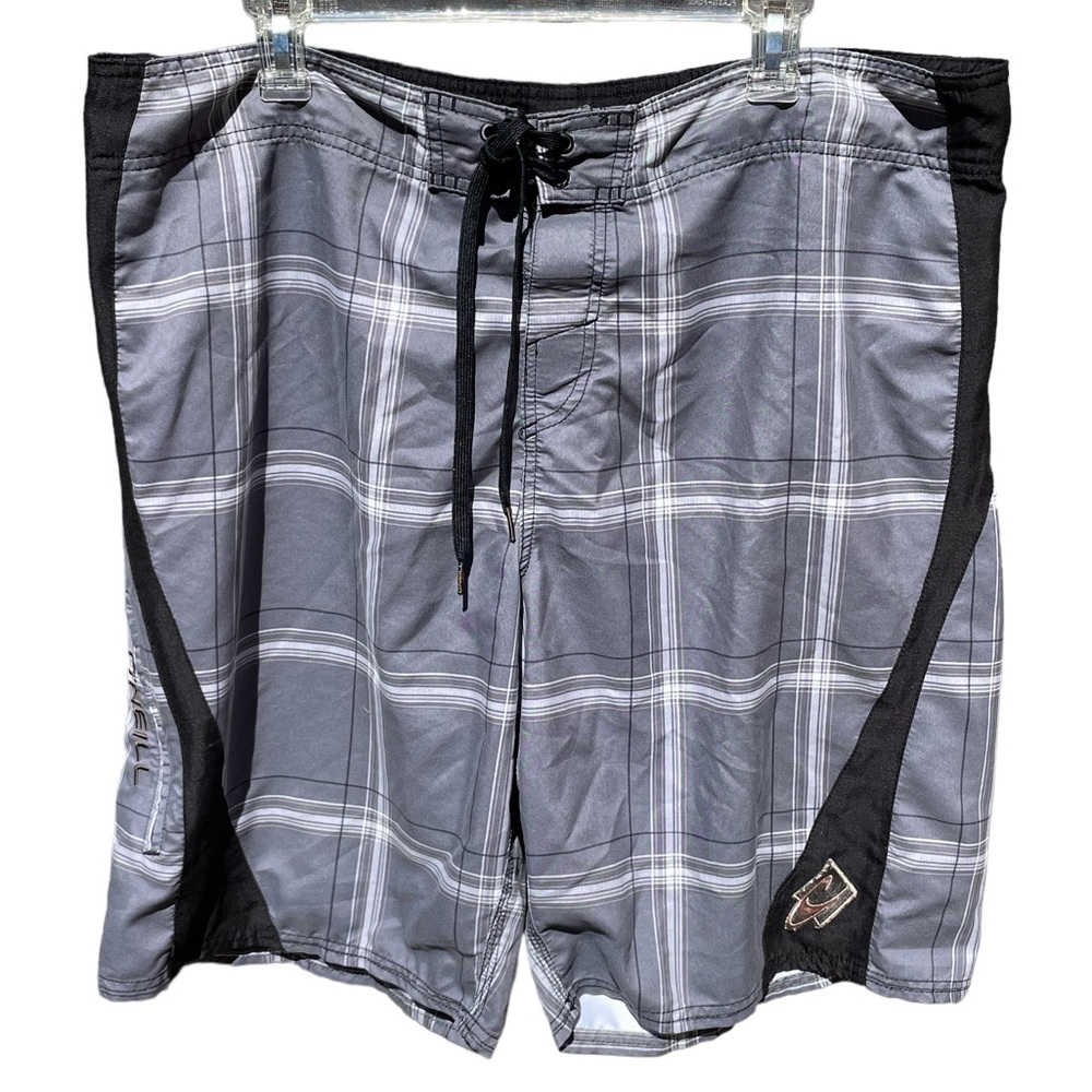 O’Neill Board Shorts Men’s Size 40 Tie Close Black Gray Plaid